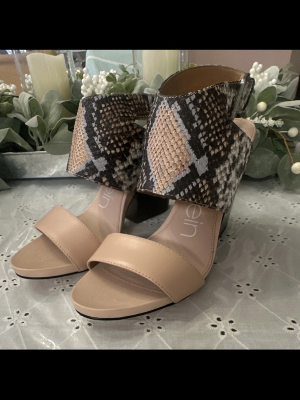 Calvin Klein Beige Snake Print Leather Strappy Sandals Buckle Ankle Strap US 9.5